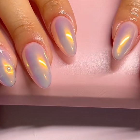 Meet your Posher, Aimee’s Closet - Picture 1 of 1